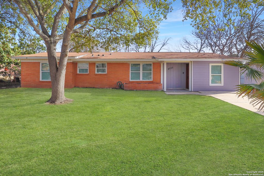 4322 Waikiki, San Antonio, TX 78218
