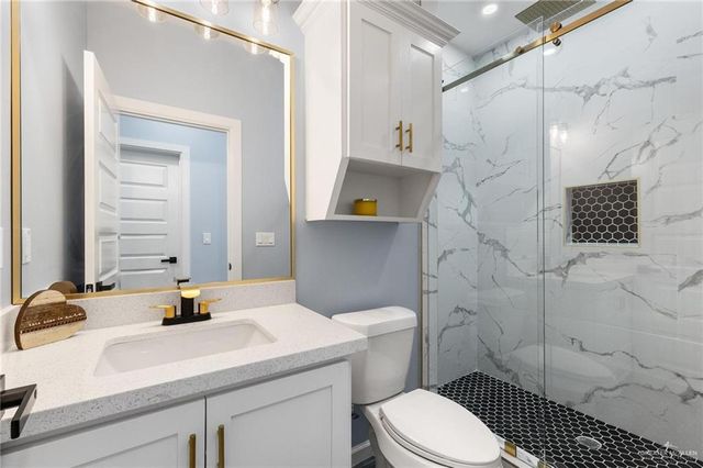 2401 Via Roma Lane, Weslaco, TX 78596