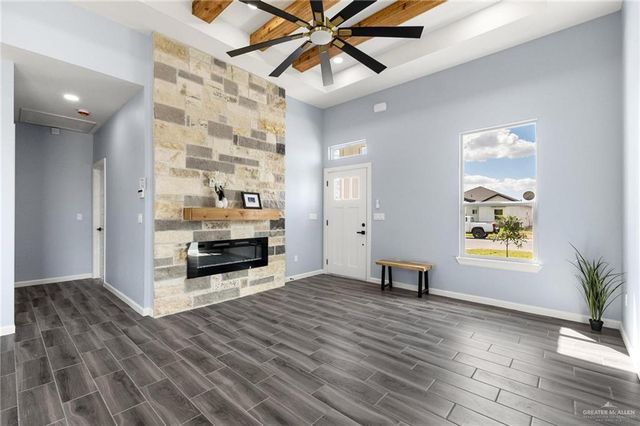 2401 Via Roma Lane, Weslaco, TX 78596