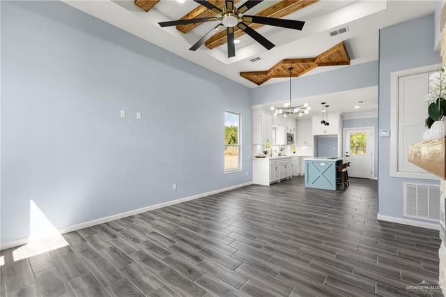 2401 Via Roma Lane, Weslaco, TX 78596