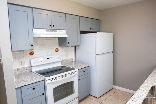 434 W 17TH STREET, Apopka, FL 32703