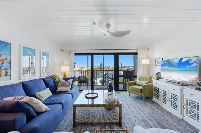 1001 BENJAMIN FRANKLIN DRIVE 604, Sarasota, FL 34236