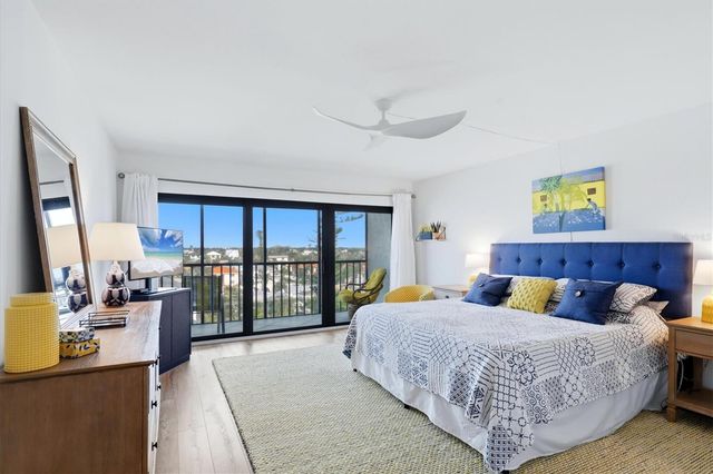 1001 BENJAMIN FRANKLIN DRIVE 604, Sarasota, FL 34236