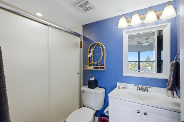 1001 BENJAMIN FRANKLIN DRIVE 604, Sarasota, FL 34236