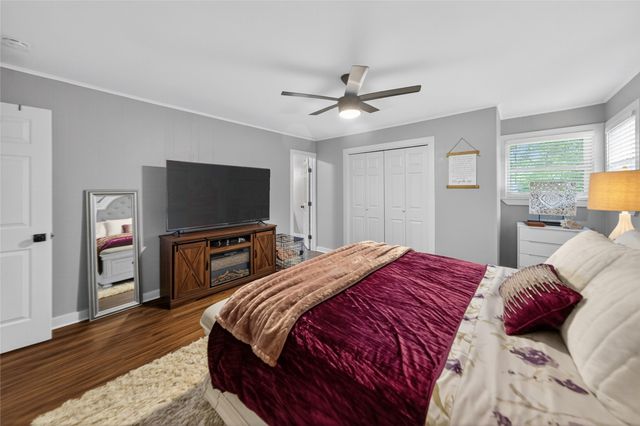 614 Colonial Drive, Athens, TX 75751