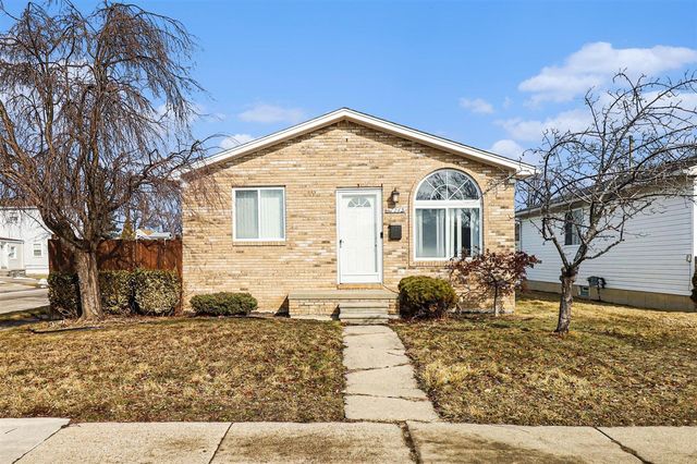 17245 Martin Road, Roseville, MI 48066