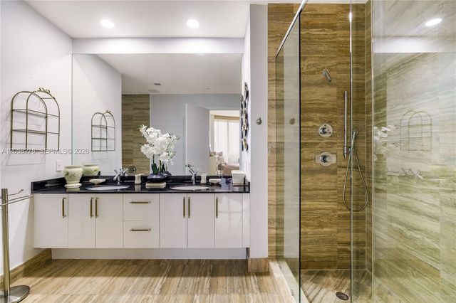16001 Collins Ave 3505, Sunny Isles Beach, FL 33160