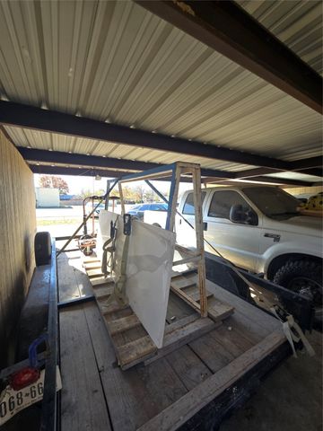 222 W Shady Grove Road W 222 East unit, Irving, TX 75060