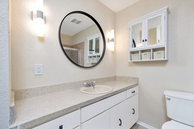 443 E Magnolia Lane, Duncanville, TX 75137