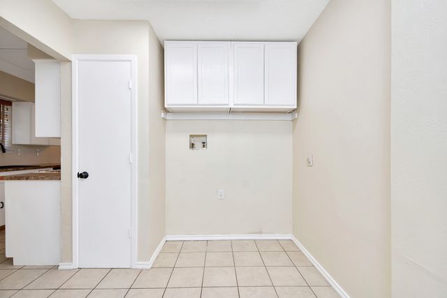 443 E Magnolia Lane, Duncanville, TX 75137