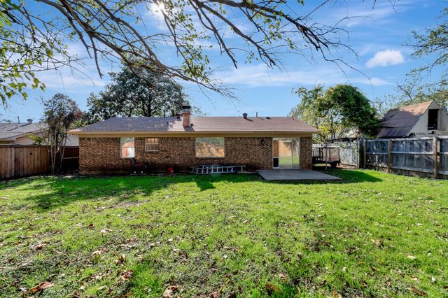 443 E Magnolia Lane, Duncanville, TX 75137