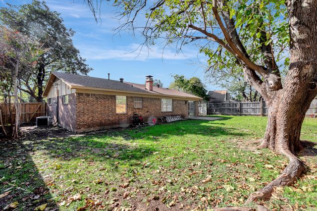 443 E Magnolia Lane, Duncanville, TX 75137