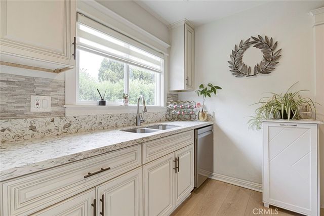 466 Vine, Glendale, CA 91204