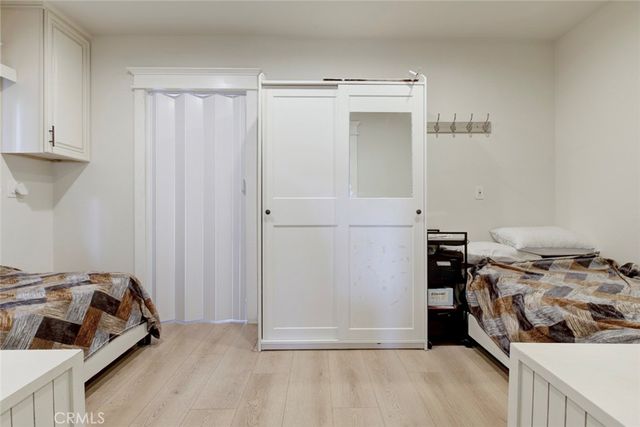 466 Vine, Glendale, CA 91204