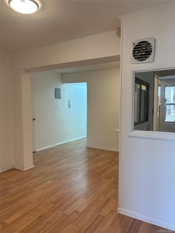 86-35 Queens Blvd 2G, Elmhurst, NY 11428