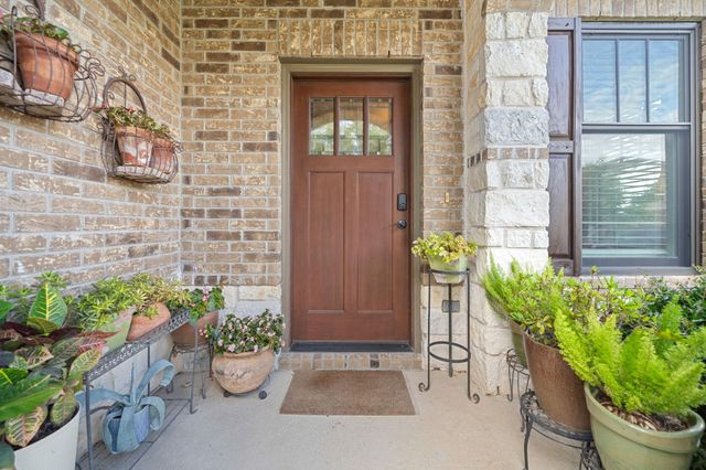 340 Nectar DR, Buda, TX 78610