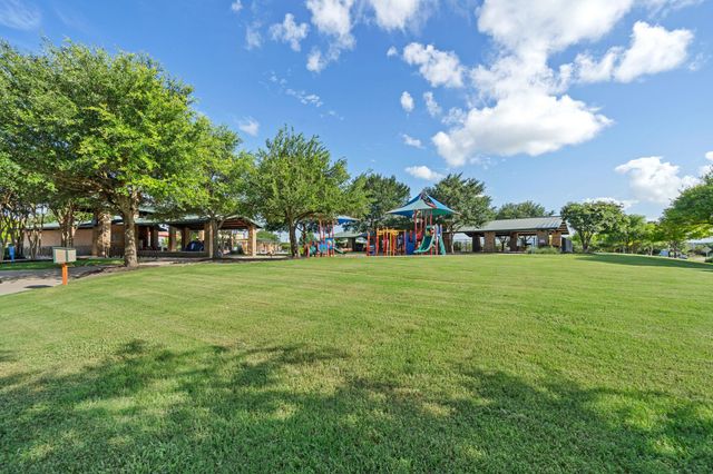 340 Nectar DR, Buda, TX 78610