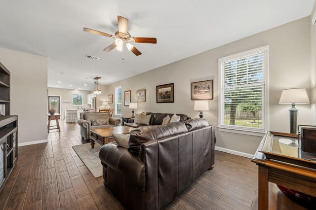 340 Nectar DR, Buda, TX 78610