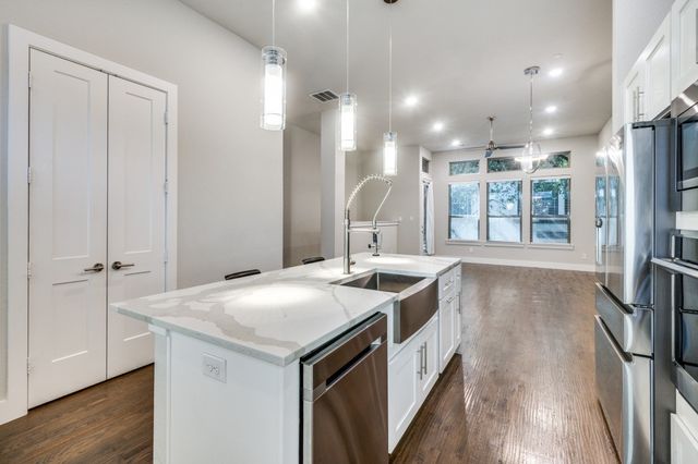 3170 Carmel Street 102, Dallas, TX 75204