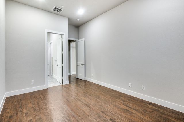 3170 Carmel Street 102, Dallas, TX 75204