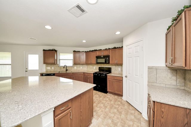 2702 Urban Glen Court, Houston, TX 77038