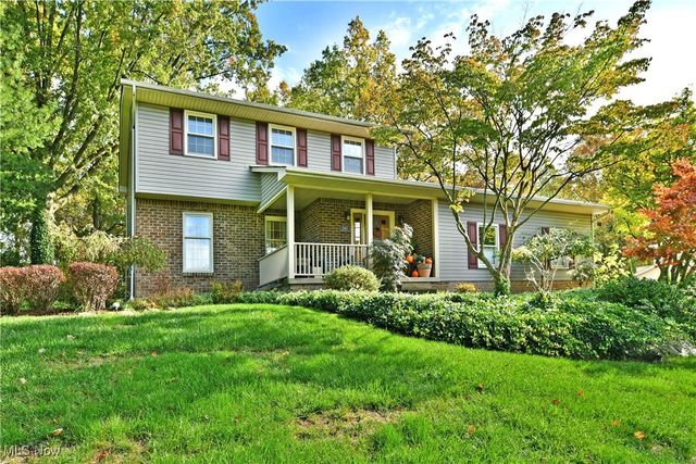 541 Stoneybrook Lane, Canfield, OH 44406