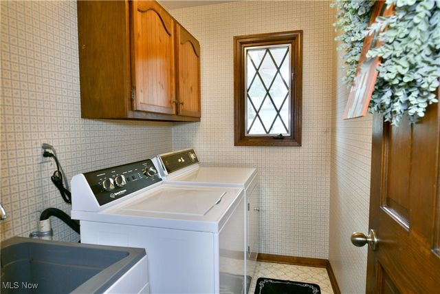 541 Stoneybrook Lane, Canfield, OH 44406