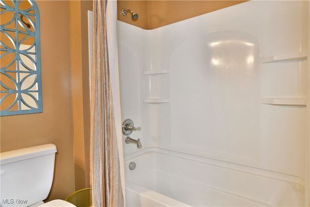 541 Stoneybrook Lane, Canfield, OH 44406