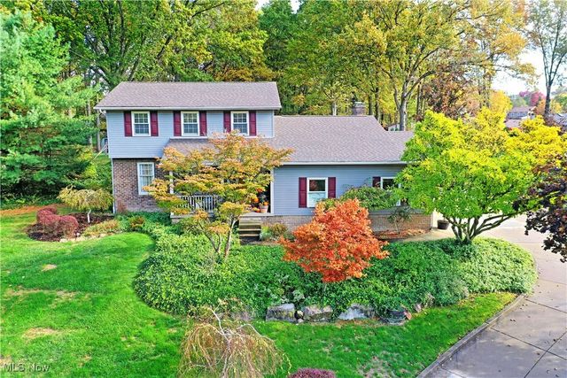 541 Stoneybrook Lane, Canfield, OH 44406