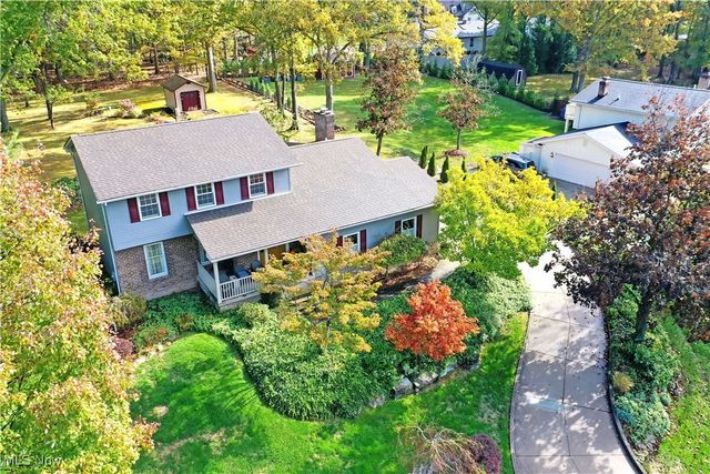 541 Stoneybrook Lane, Canfield, OH 44406