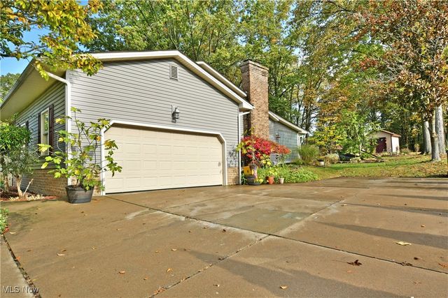 541 Stoneybrook Lane, Canfield, OH 44406