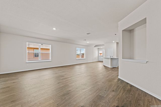 162 Double L Dr, Comfort, TX 78013