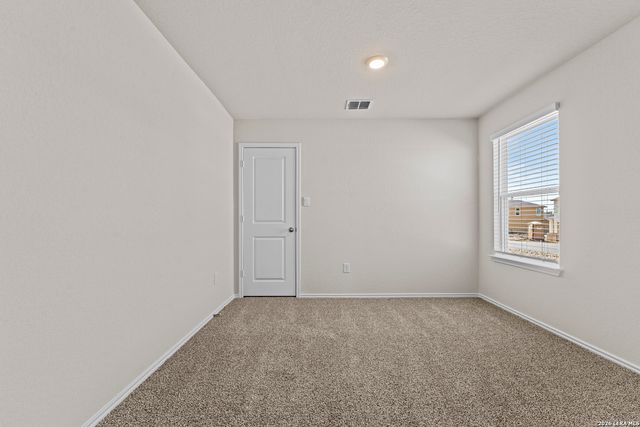 162 Double L Dr, Comfort, TX 78013