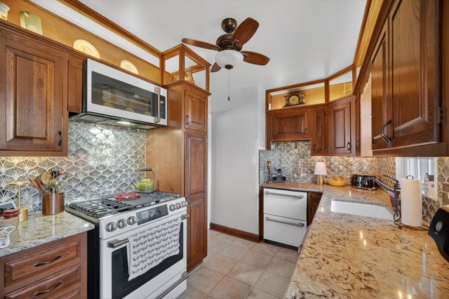 1530 41st Street, Des Moines, IA 50311