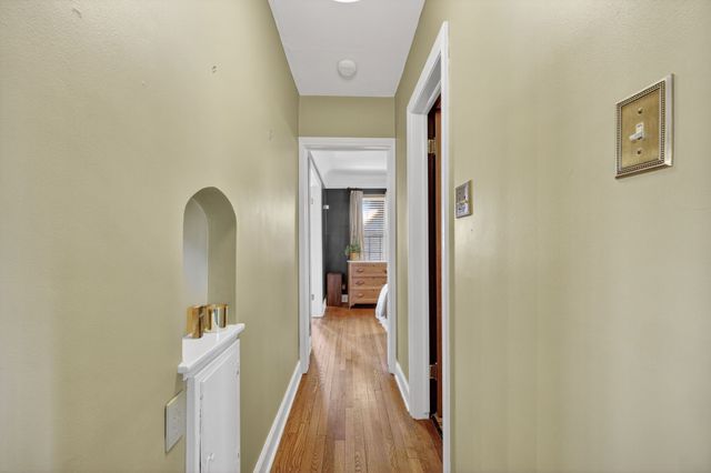 1530 41st Street, Des Moines, IA 50311