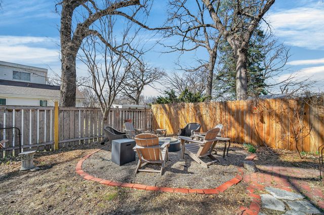 1530 41st Street, Des Moines, IA 50311