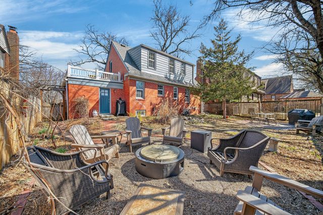 1530 41st Street, Des Moines, IA 50311