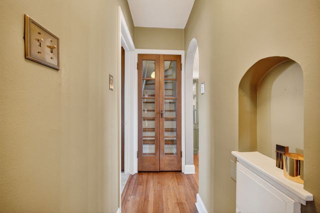 1530 41st Street, Des Moines, IA 50311