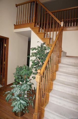 49954 Willowood Drive, Macomb, MI 48044