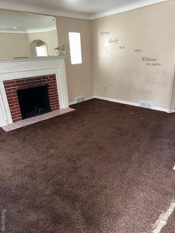19520 Strasburg Street, Detroit, MI 48205