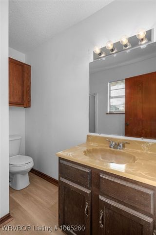 1411 Nixon Road, Lavaca, AR 72941