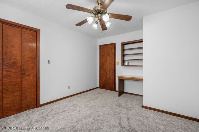 1411 Nixon Road, Lavaca, AR 72941