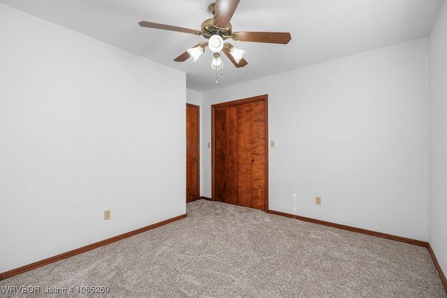 1411 Nixon Road, Lavaca, AR 72941