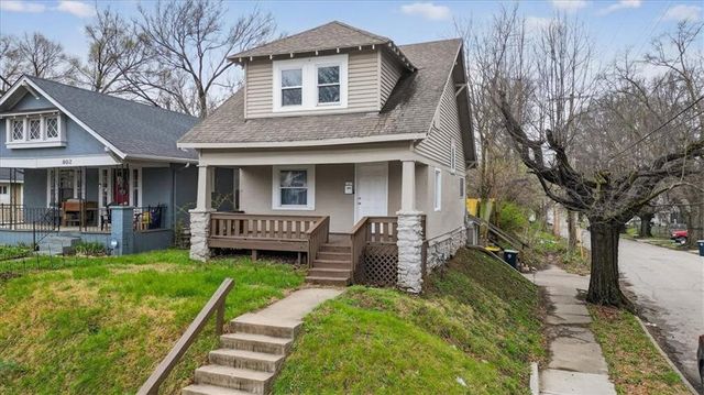 800 Bales Court, Kansas City, MO 64124