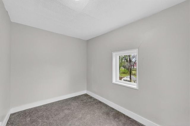 800 Bales Court, Kansas City, MO 64124