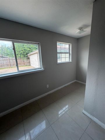1209 Glenn Avenue, Pasadena, TX 77506