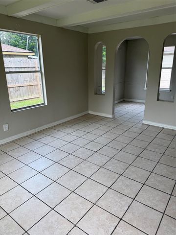 1209 Glenn Avenue, Pasadena, TX 77506