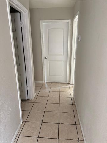 1209 Glenn Avenue, Pasadena, TX 77506