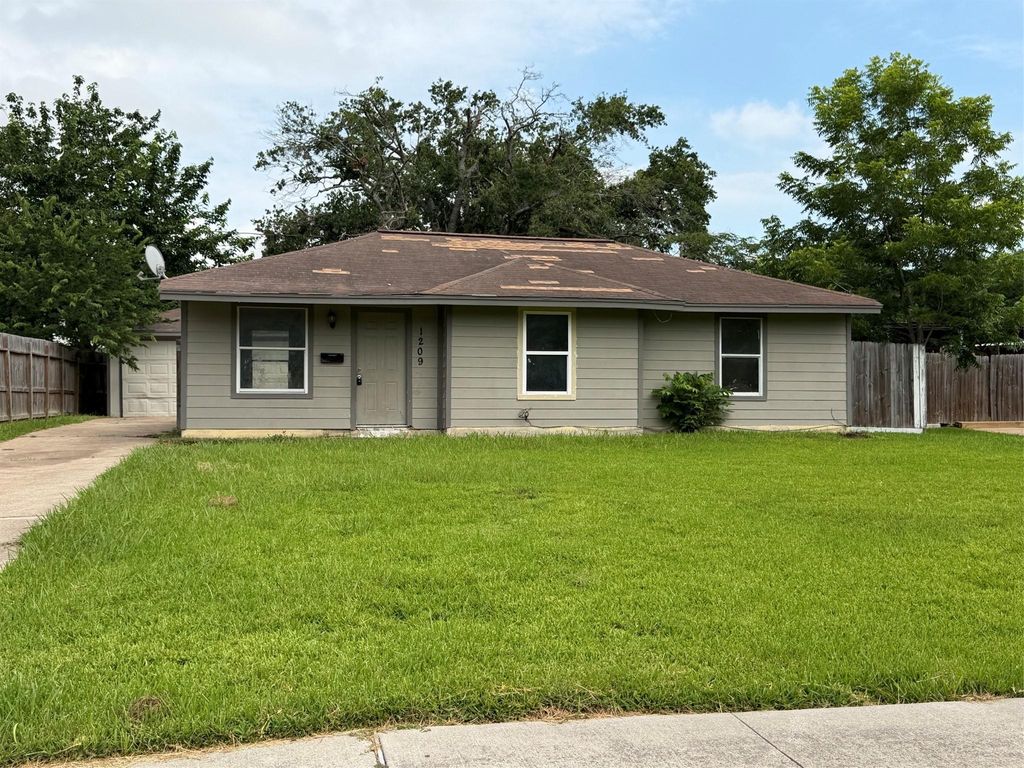 1209 Glenn Avenue, Pasadena, TX 77506