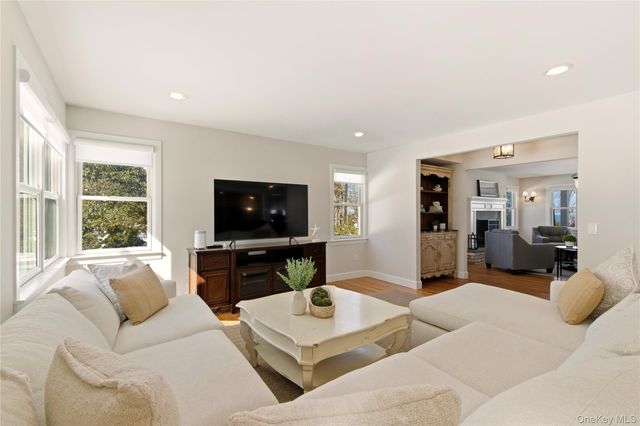 1 Beach Hill Drive, Northport, NY 11768